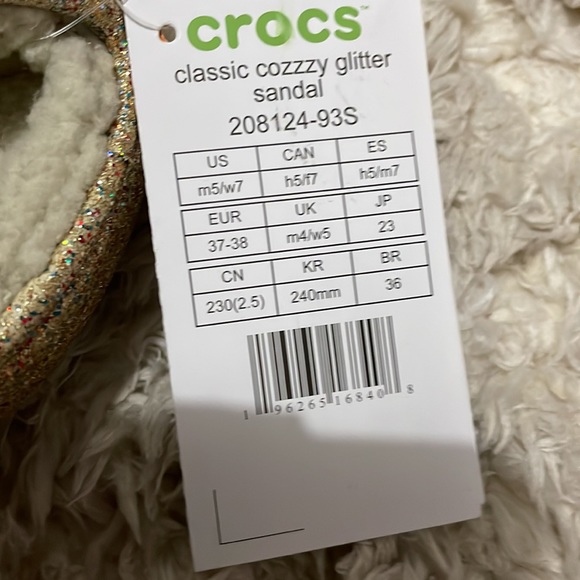 Croc women’s sandal - Picture 2 of 5